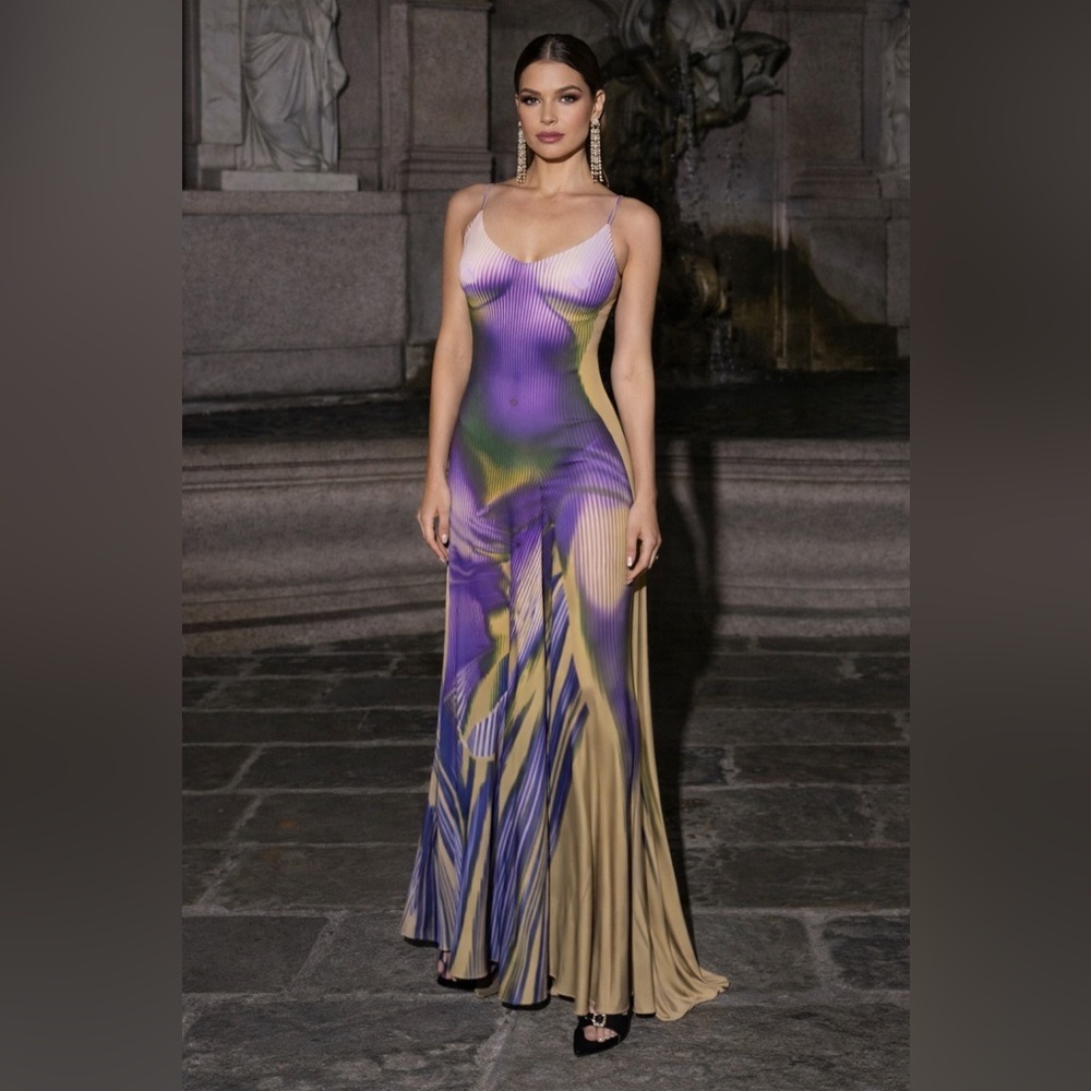 Glitz Beaute "Midnight Mirage Sovereign Gown"